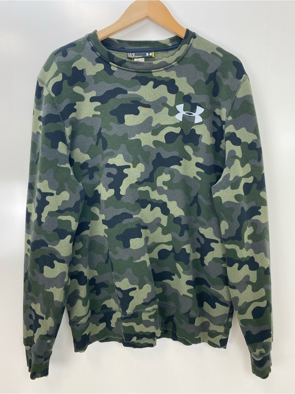 LG Men’s Green Camo Crewneck Sweatshirt